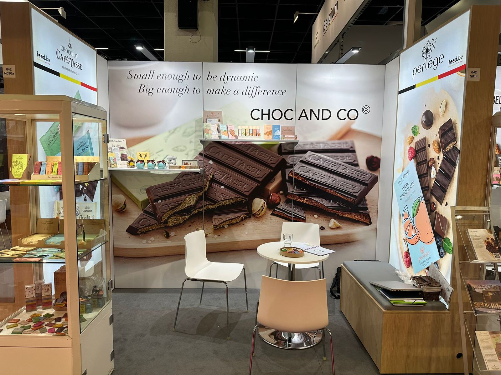 Le stand Choc and Co sur salon, avec les marques Café-Tasse et Perlège